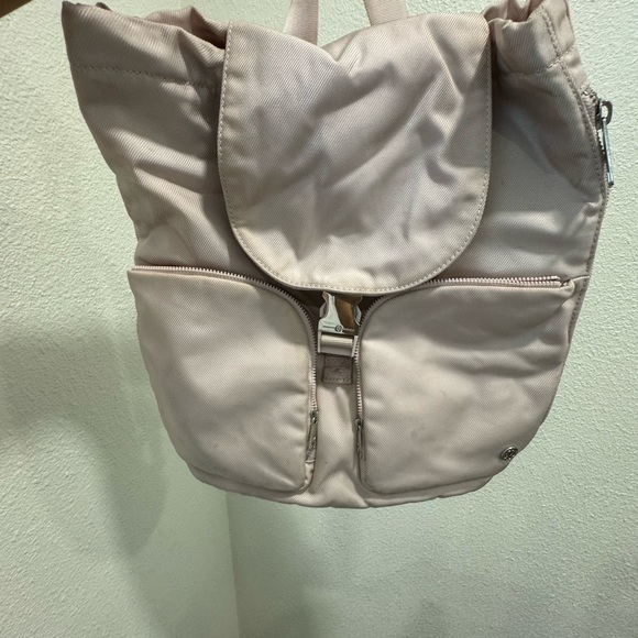 LULULEMON BACKPACK - Picture 3 of 6